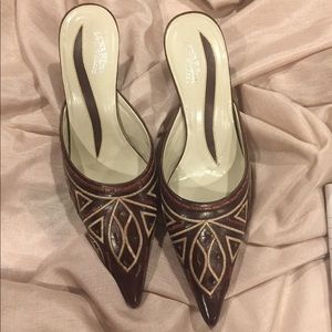 NWOT Luna Rosa by Pazzo mules
